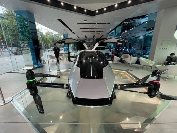 Çin İHA 'sı. 13 Ekim 2021 Chengdu Çin.