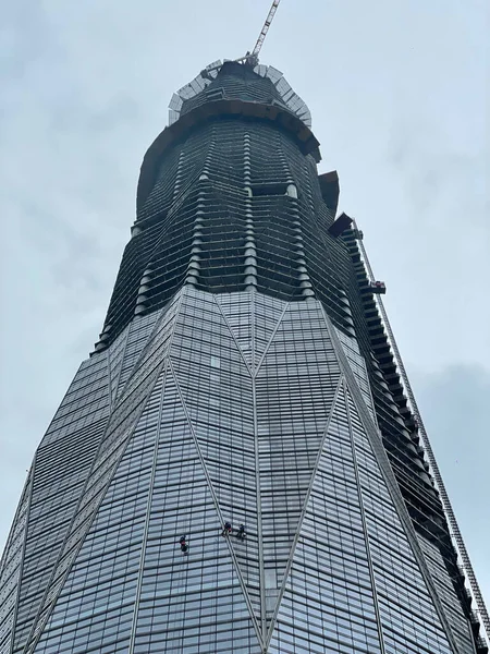 Wolkenkratzer-Fenster sauberer — Stockfoto
