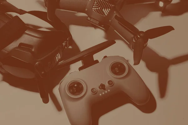 Drone FPV avec télécommande et lunettes — Photo