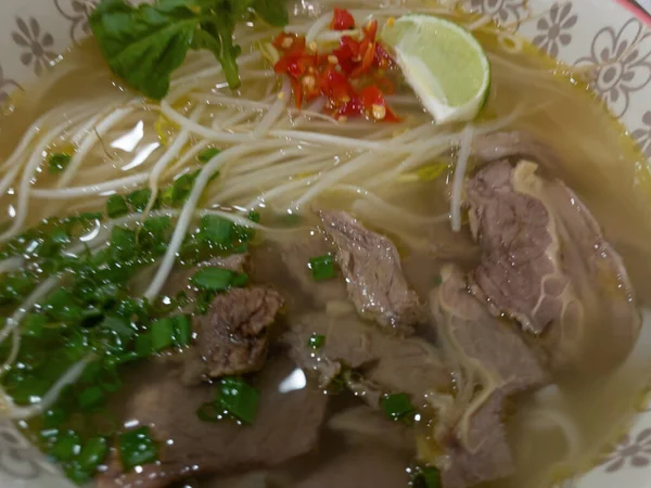Comida vietnamita, fideos de arroz Pho —  Fotos de Stock
