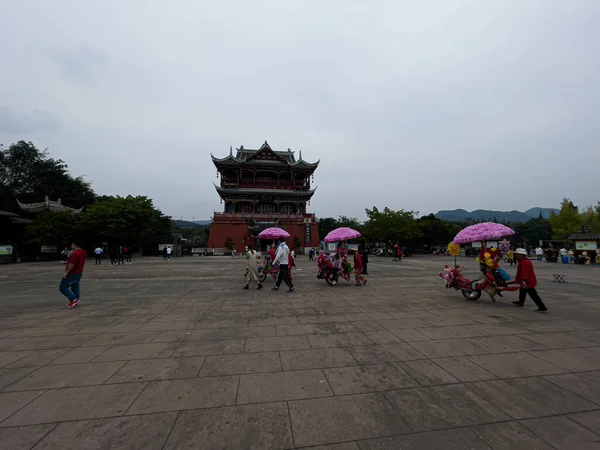 Tradycyjna riksza w Chengdu, Chiny. 24 października 2021 r. — Zdjęcie stockowe