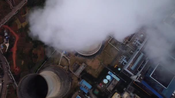 Letecký pohled na elektrárny, tepelné elektrárny — Stock video