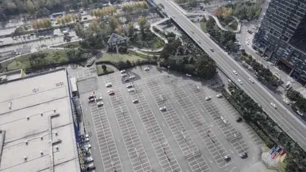 Traffico stradale in città a Chengdu, Cina — Video Stock