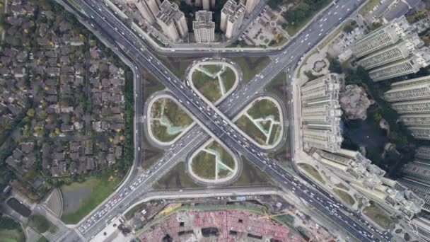 Intersection in Chengdu China dense building modern city — Vídeo de stock