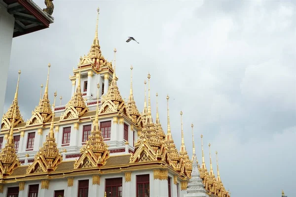 Foto Von Loha Prasat Wat Ratchanatda — Stockfoto