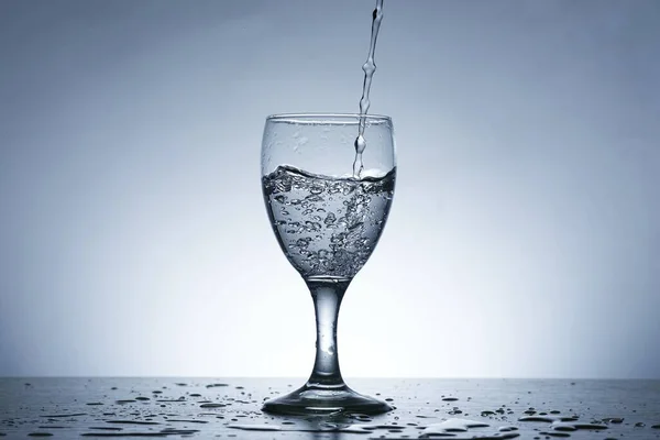 Foto Despejar Água Sour Glass — Fotografia de Stock