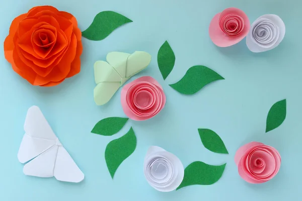 Origami Papier Hintergrund Mit Schmetterlingen Blumen Und Blättern Origami Komposition — Stockfoto