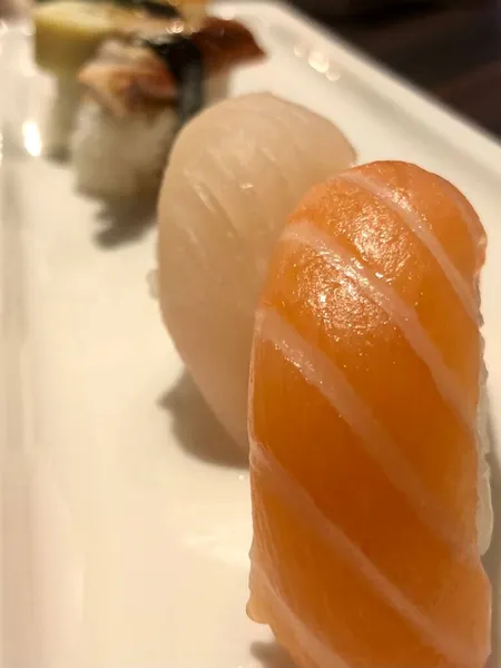 Sushi Różne Dania Kuchni Japońskiej Łososia — Zdjęcie stockowe