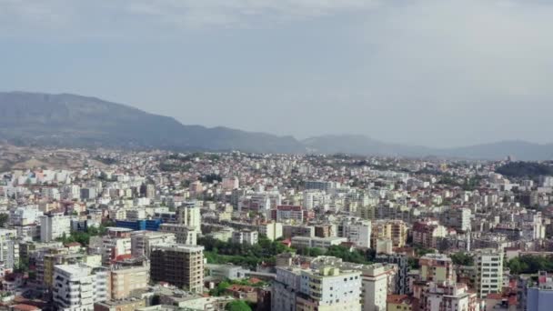 Légi felvétel Tirana Albánia — Stock videók