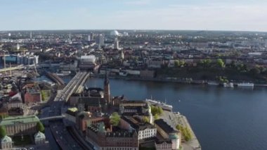 Stockholm şehir manzarasının havadan görüntüsü. 