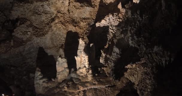 Beautiful shots of karst cave, Lipa Cave situated Serbia, East Europe — Stock Video