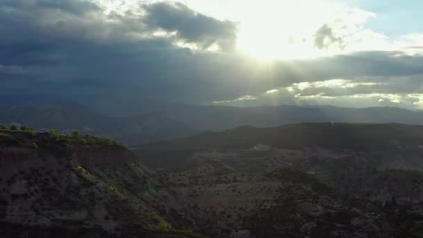 Widok z lotu ptaka piękna przyroda Andów góry. — Wideo stockowe