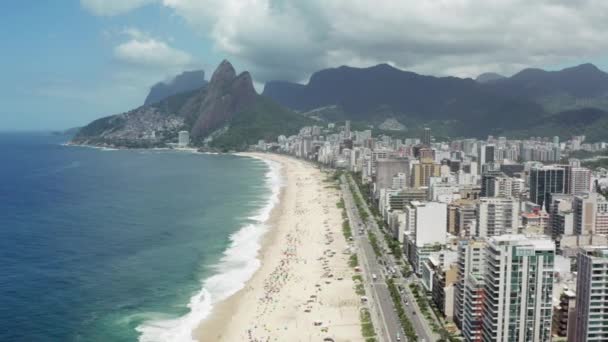 Вид с воздуха на город Рио-де-Жанейро. — стоковое видео