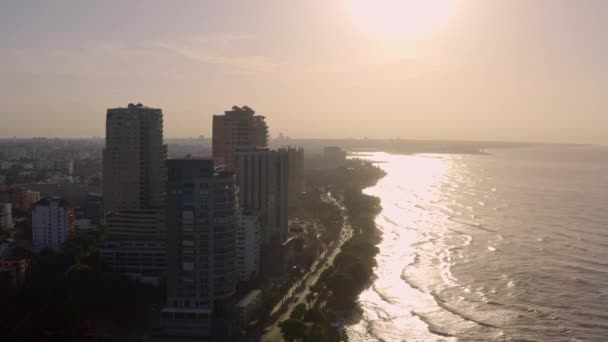 Dominikański zachód słońca krajobraz miejski — Wideo stockowe