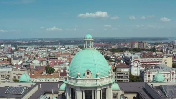 Aerial Zastrzelił Belgrad Serbię Piękny Lot Dronem Nad Budynkiem Parlamentu — Wideo stockowe