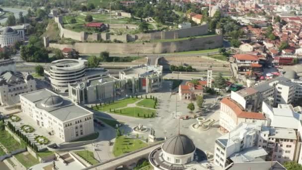 Arial Schoss Skopje Mazedonien Drohnenflug Über Das Alte Historische Zentrum — Stockvideo