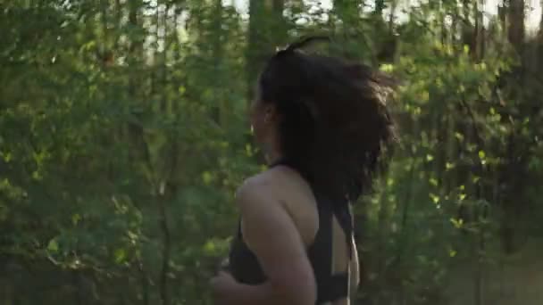 Video Rallentatore Una Ragazza Che Jogging Nel Parco Tramonto Atleta — Video Stock