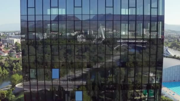 Drone Video Building Windows Which See Reflection City Streets Mountains — Stockvideo