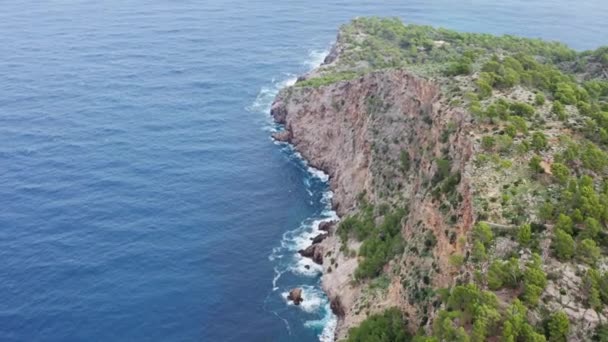 Rocky Coastline Mediterranean Sea Dron Video Aerial View Mountain Ranges — Stockvideo