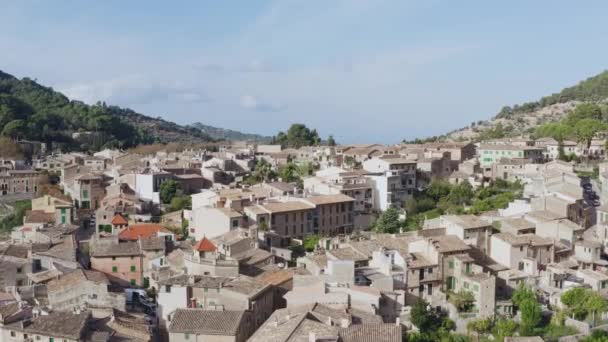 Παλιά Mallorca Χωριό Dron Βίντεο Αεροφωτογραφία Ιστορικών Σπιτιών Εκκλησιών Που — Αρχείο Βίντεο