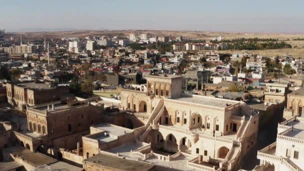 Video Drone Mengenai Bangunan Bersejarah Dengan Gaya Arsitektur Timur Tengah — Stok Video