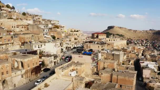 Drone Video Cityscape Misopotamia Casas Calles Paradas Sobre Una Roca — Vídeos de Stock