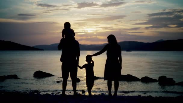 Family Together Sunset Sea Happy Kids Parents Team Came Beach — Video Stock