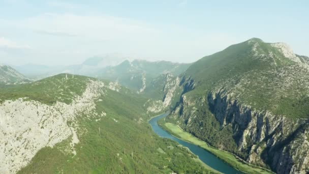 Aerial View Landscape Mountains Croatia River Flows Mountain Ridges Beautiful — Stockvideo
