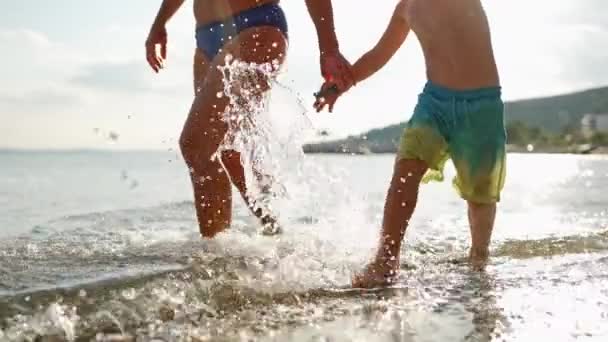 Slow Motion Video Mother Son Walking Hand Hand Beach Sea — Video