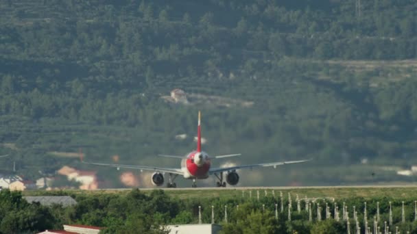 Plane Taking Passenger Plane Tourists Aeroport High Quality Footage — Stock Video