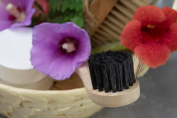 Bath Accessories Gray Background Penza Brush Basket Flowers — Stockfoto
