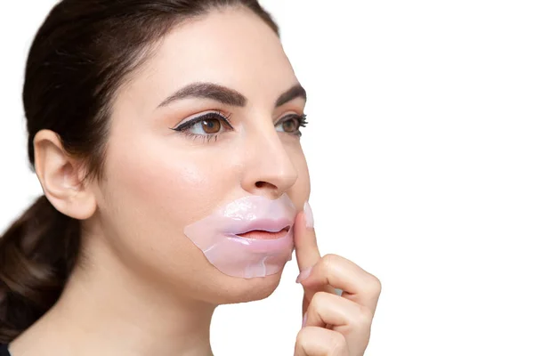 Young Modeling Woman Who Settles Lip Mask Moisturizing Treatment Face — Stock Photo, Image