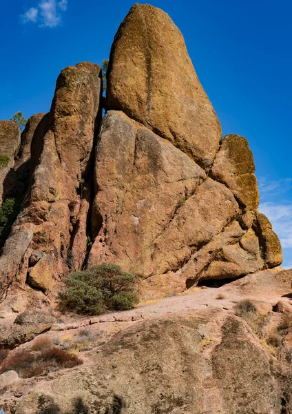 Caminhada Verão Parque Nacional Pinnacles Costa Oeste Califórnia Tempo Ensolarado — Fotografia de Stock