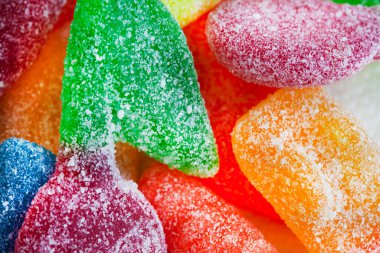 Şekerle kaplanmış ekşi şekerli şekerlemeleri yakından çek.