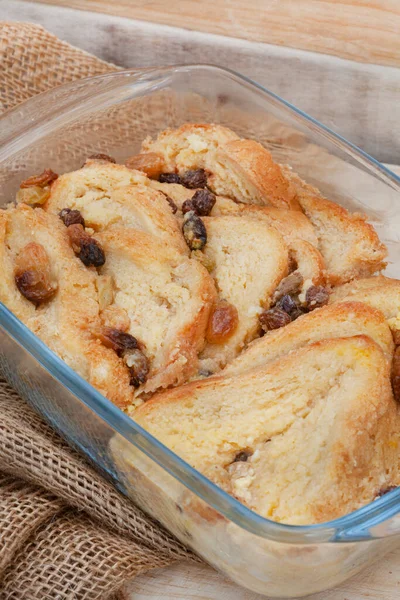 Freshly Baked Classic Bread Butter Pudding Raisins Rustic Surface — Stockfoto