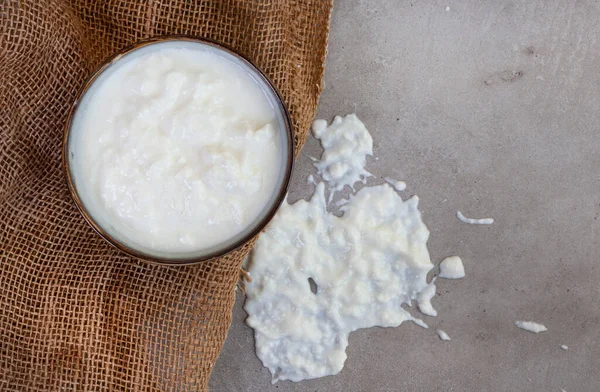 Sydafrikansk Traditionell Dryck Fermenterad Mjölk Amasi — Stockfoto