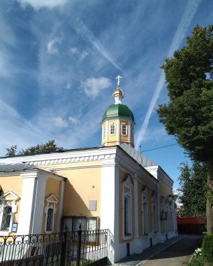 Rusya 'da, Ukrayna' da, Belorus 'ta, Slav halkının Hıristiyanlığa olan inancı ve inançlarının bulunduğu antik ortodoks kilise katedralinin tarihi binası.