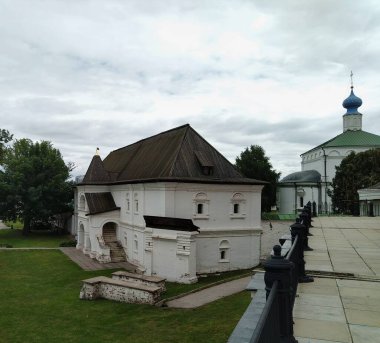 Rusya, Ukrayna, Belorus, Slav halkının Hıristiyanlığa olan inancı ve inançlarının ortodoks kilise katedralinin Ryazan Tarihi Binası