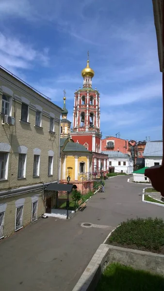 ロシア ウクライナ ベローラス スラヴ人の人々の信仰とキリスト教への信仰に正統派教会大聖堂の古代歴史的建造物 — ストック写真