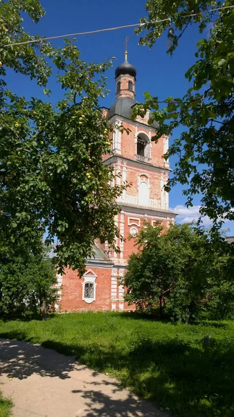 Pereslavl Zalesskiy Rusya, Ukrayna, Belorus 'taki Ortodoks kilise katedralinin antik tarihi binası, Slav halkının inancı ve Hristiyanlığa inancı 