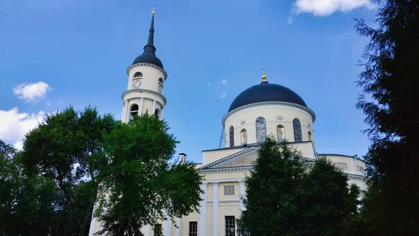 Kaluga Ugra Historisches Gebäude Einer Orthodoxen Kathedrale Russland Der Ukraine — Stockfoto
