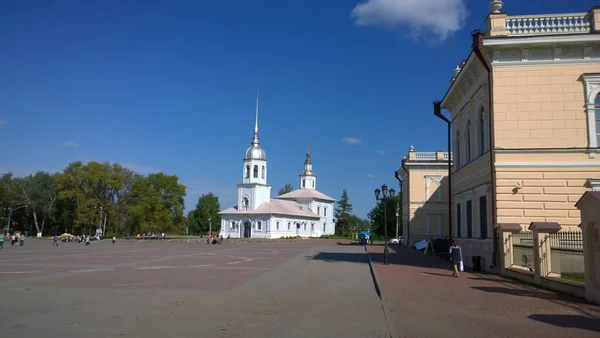 Kirillov Belozersk Vologda Rusya, Ukrayna, Belorus 'taki ortodoks kilise katedralinin tarihi binası, Slav halkı Hıristiyanlığa inanıyor ve inançlı
