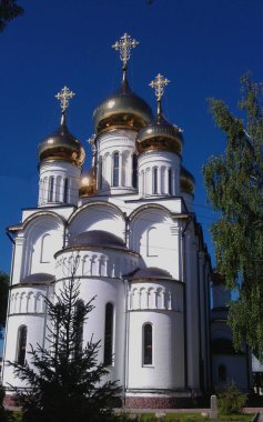 Pereslavl Zalesskiy Rusya, Ukrayna, Belorus 'taki Ortodoks kilise katedralinin antik tarihi binası, Slav halkının inancı ve Hristiyanlığa inancı
