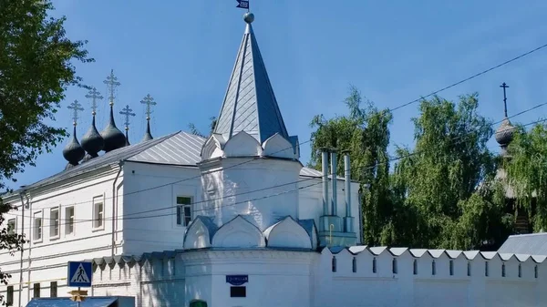 Rusya, Ukrayna, Belorus, Slav halkının Hıristiyanlığa olan inancı ve inançlarının ortodoks kilise katedralinin tarihi Murom Tarihi Binası