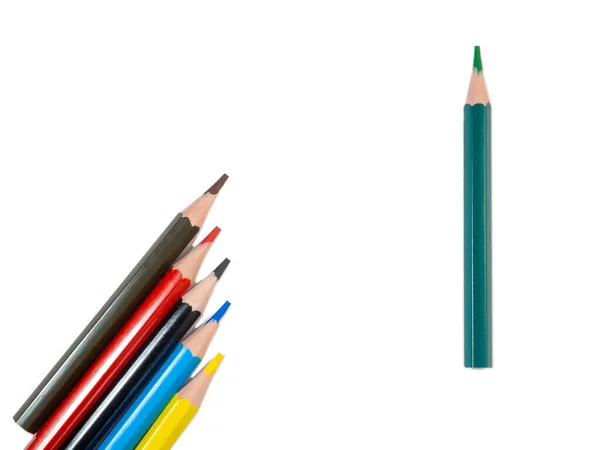 Lápis Curtos Coloridos Lápis Madeira São Dispostos Fundo Branco — Fotografia de Stock