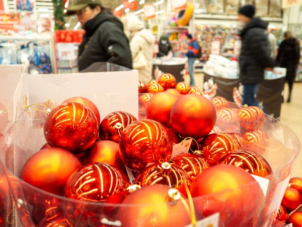 Décorations Noël Dans Une Boîte Vente Noël Prépare Habiller Sapin — Photo