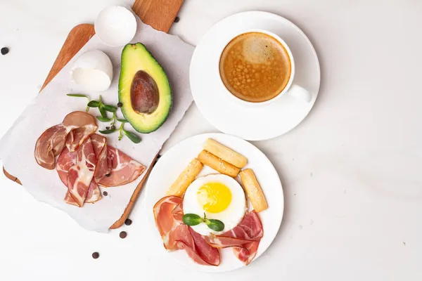 Petit Déjeuner Avec Œuf Frit Bacon — Photo