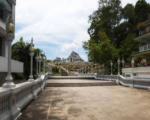 Buddyjska Świątynia Wat Kaew Korawaram Centrum Krabi Prowincja Krabi Tajlandia — Zdjęcie stockowe