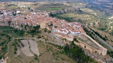 Cantavieja İspanya 'nın en güzel şehirleri