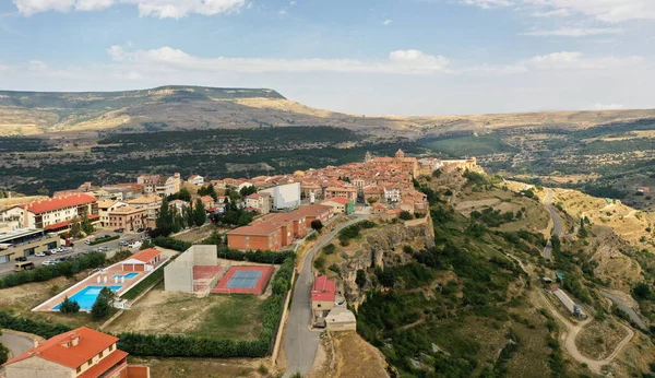 Cantavieja İspanya 'nın en güzel şehirleri